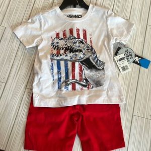 NWT Hawk Boys 2pc Set!